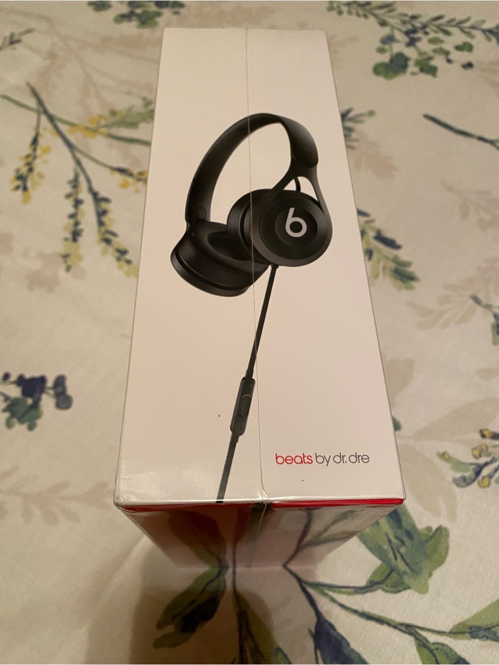 Beats by Dre EP On‑Ear Headphones — Black - Picture 2 of 6